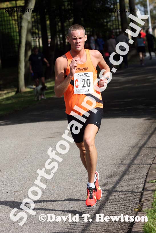 Senior men, Northern Road Relays, Blackpool. Photo: David T. Hewitson/Sports for All Pics